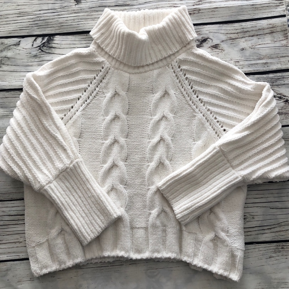 White Turtleneck Sweatshirt